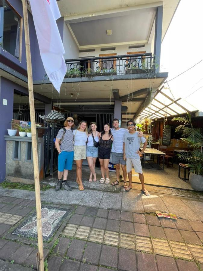 Dong Paloh Hostel Munduk Exteriör bild